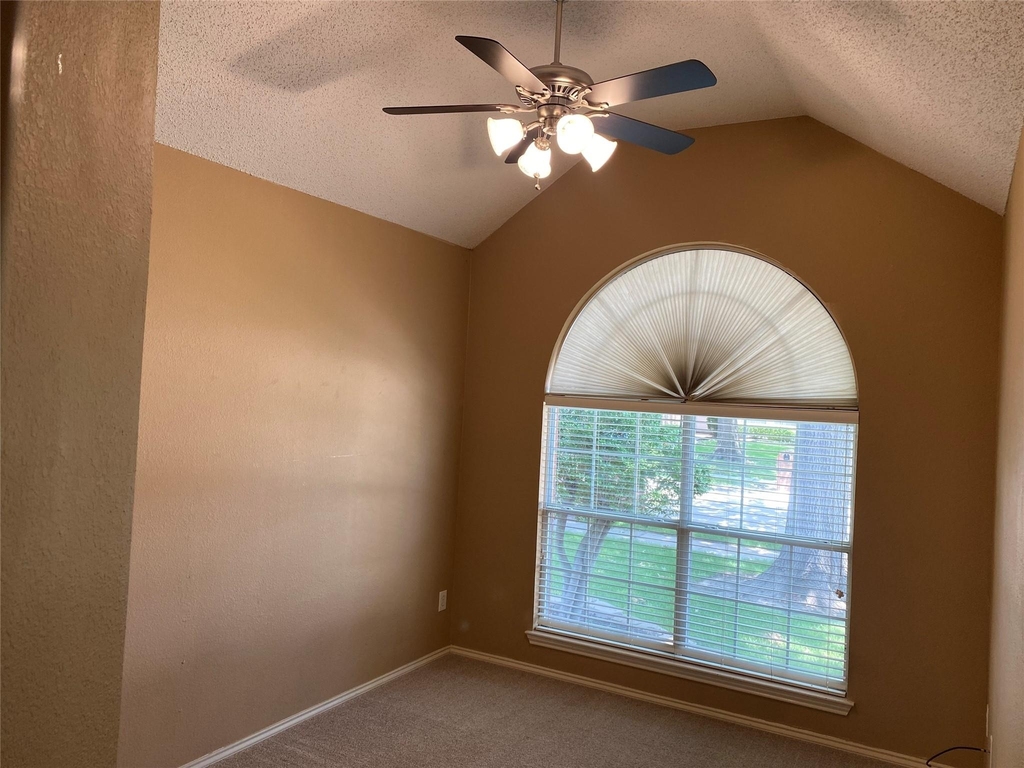 2212 Heatherton Place - Photo 24