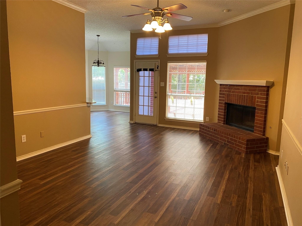 2212 Heatherton Place - Photo 2