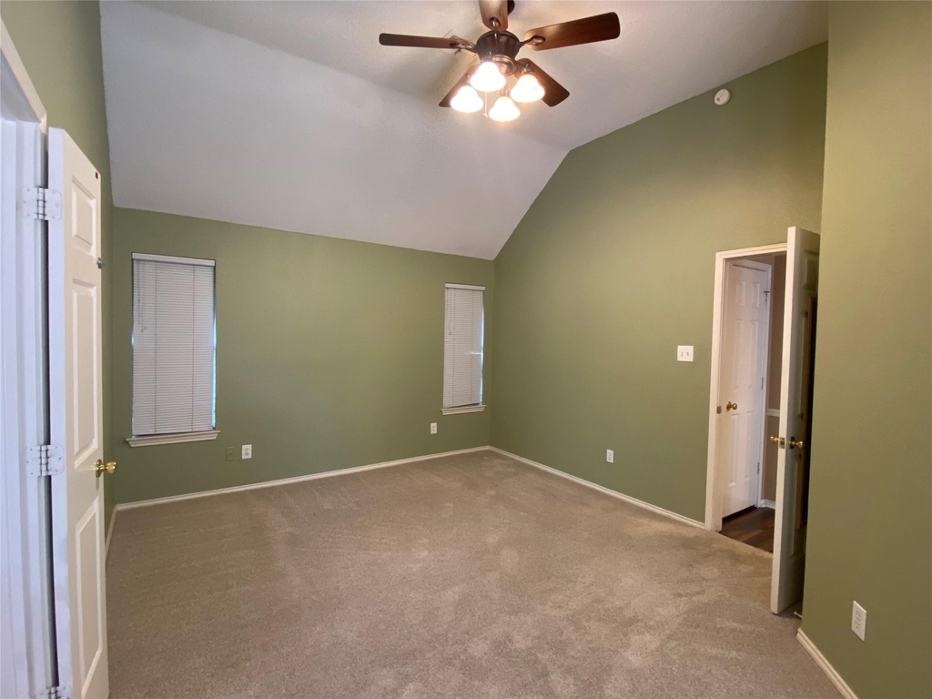 2212 Heatherton Place - Photo 19