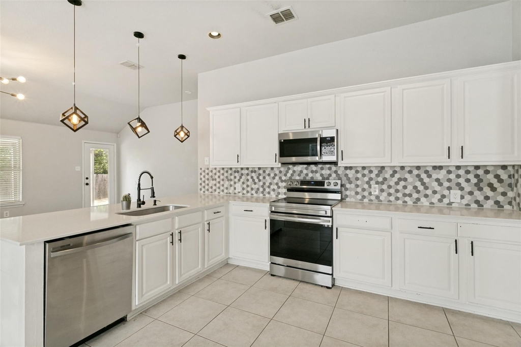 429 Angler Drive - Photo 3