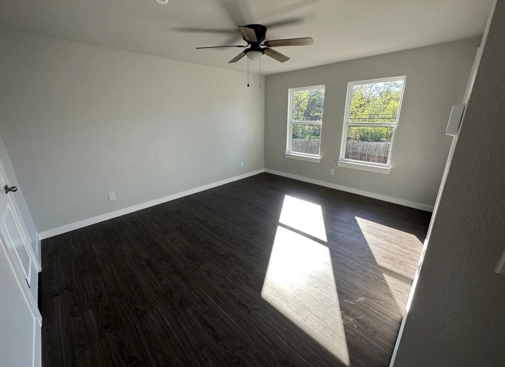 1702 E Powell Avenue - Photo 13