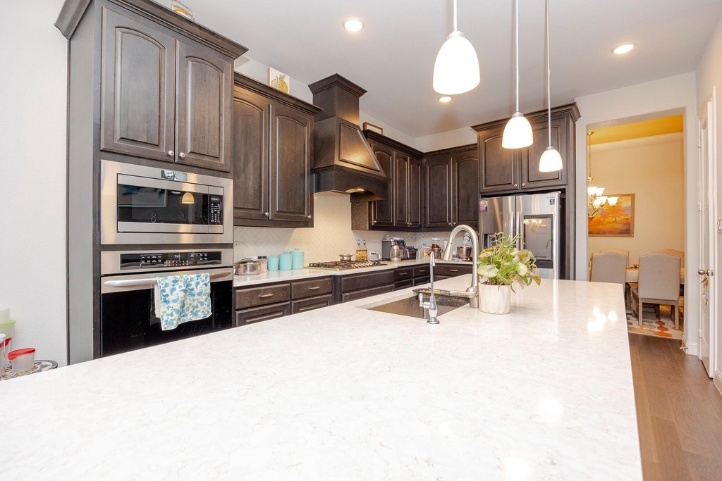 10081 Oxbow Avenue - Photo 19
