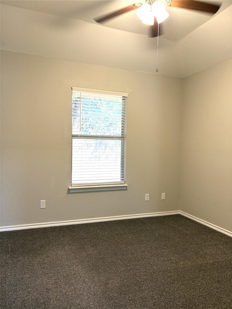1310 Mcanear Court - Photo 13