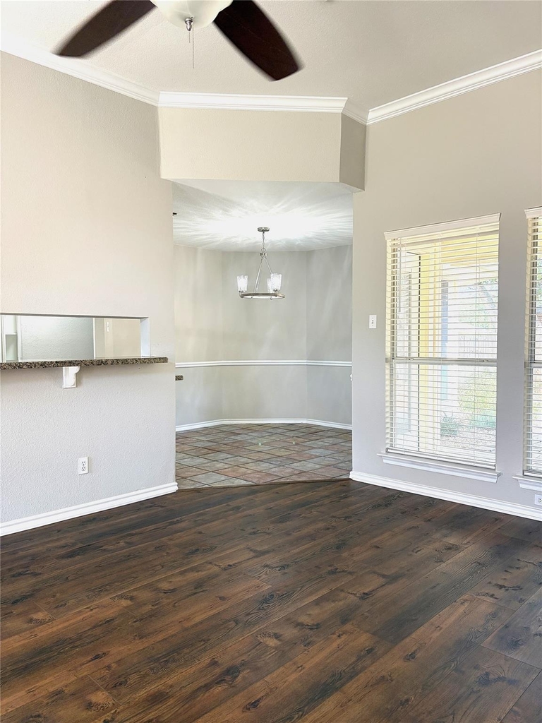 1310 Mcanear Court - Photo 4