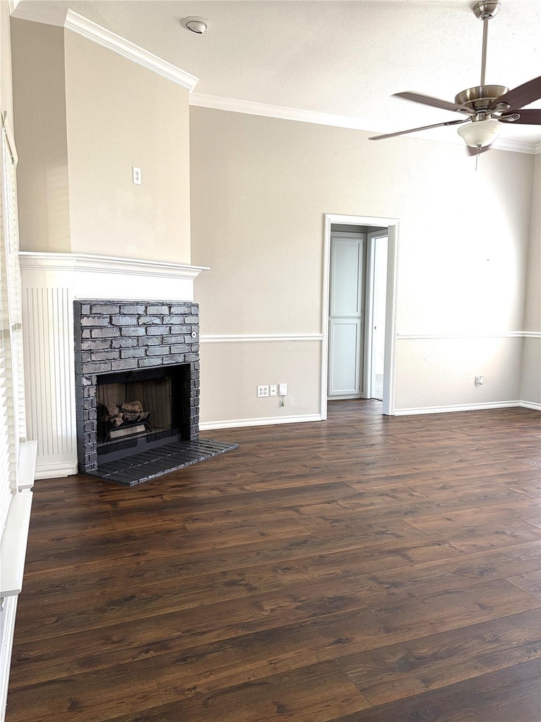 1310 Mcanear Court - Photo 2