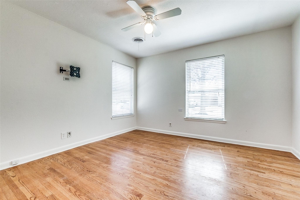 4017 Beechwood Lane - Photo 11