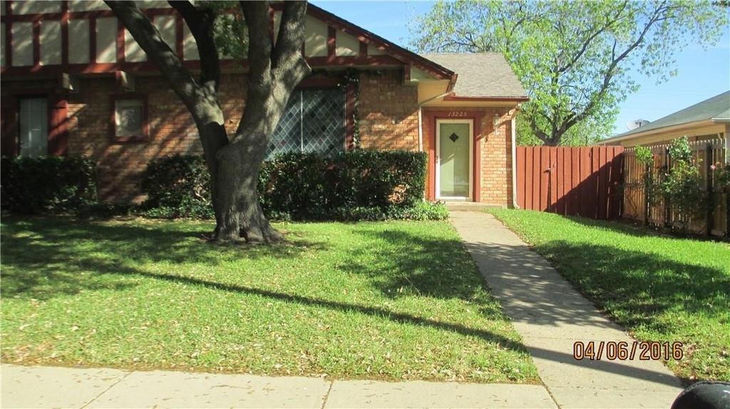 13223 Kit Lane - Photo 0
