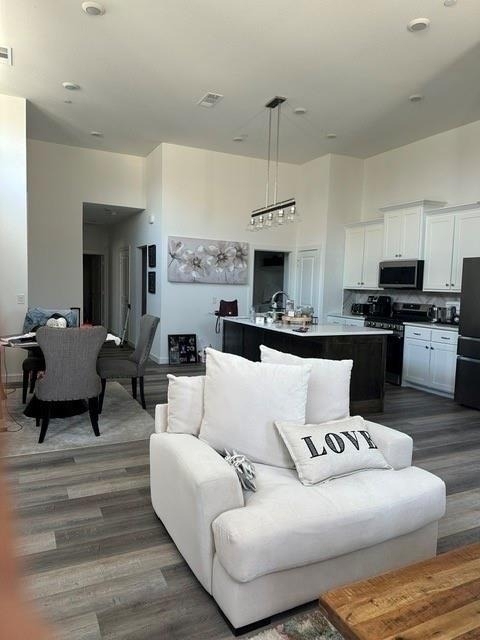 2621 Chablis Drive - Photo 3