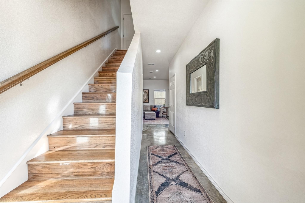 1111 W Vanderbilt - Photo 10