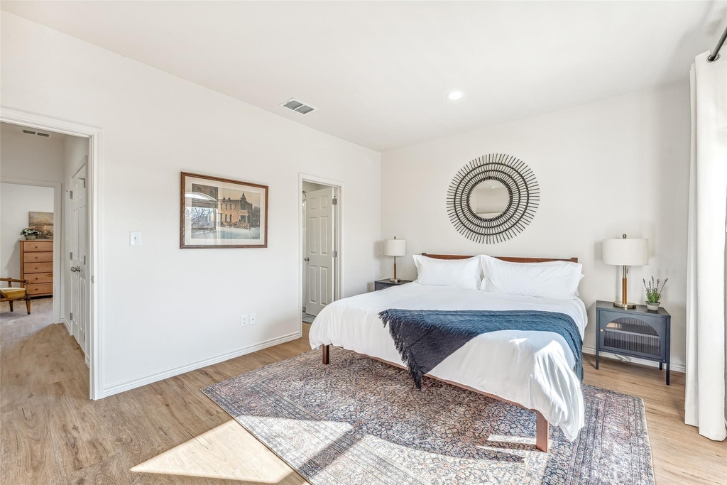 1111 W Vanderbilt - Photo 19