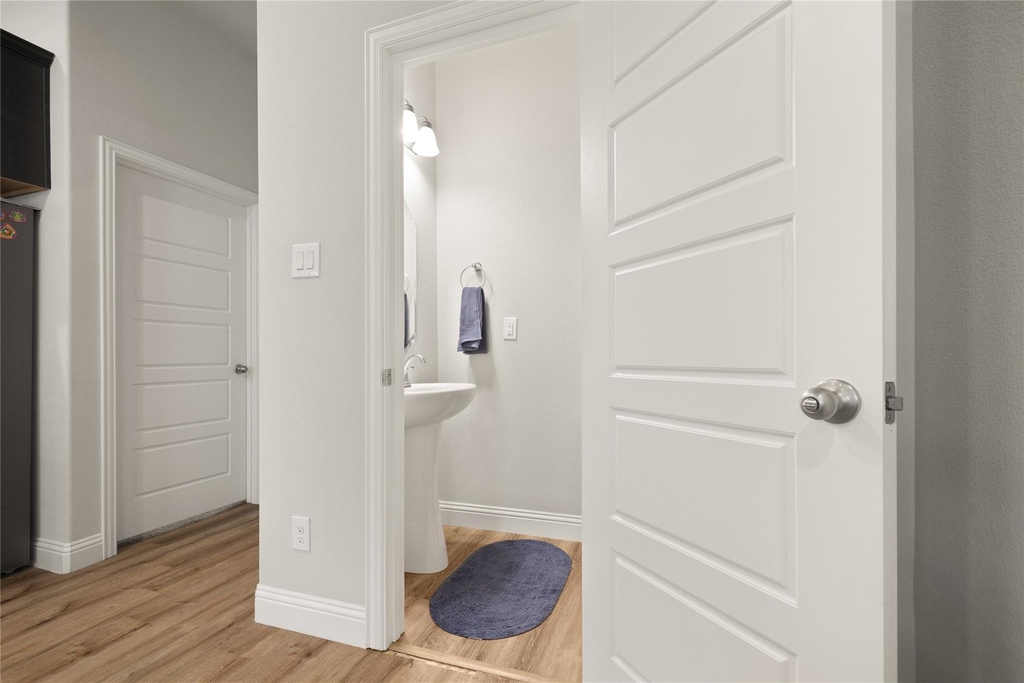 1920 Bel Air Drive - Photo 12