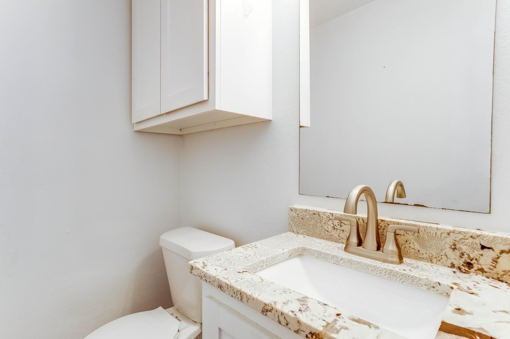 5728 Emerson Drive - Photo 11