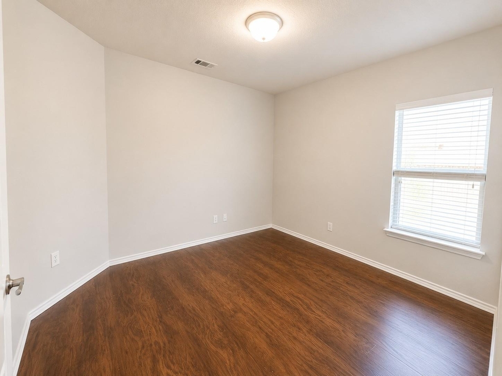 4024 Claymore Lane - Photo 12