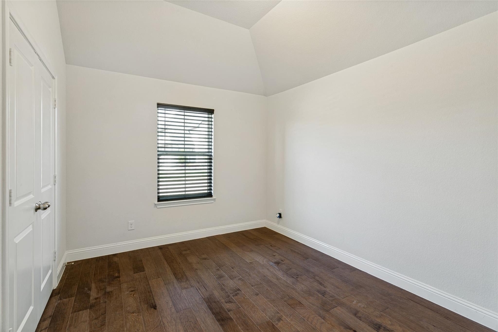 817 Highlands Avenue - Photo 18