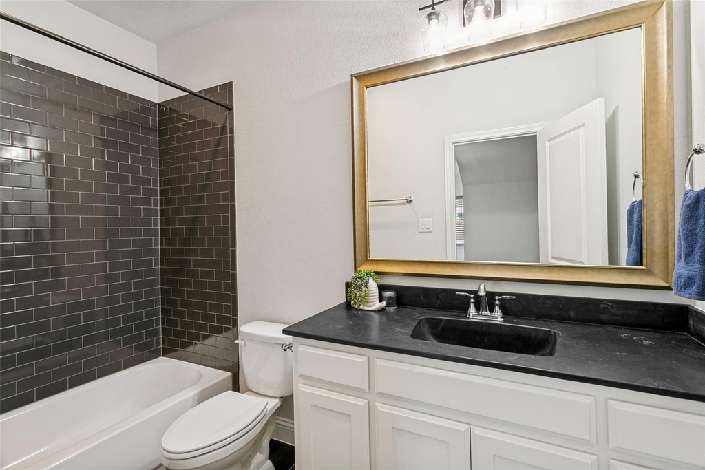 817 Highlands Avenue - Photo 16