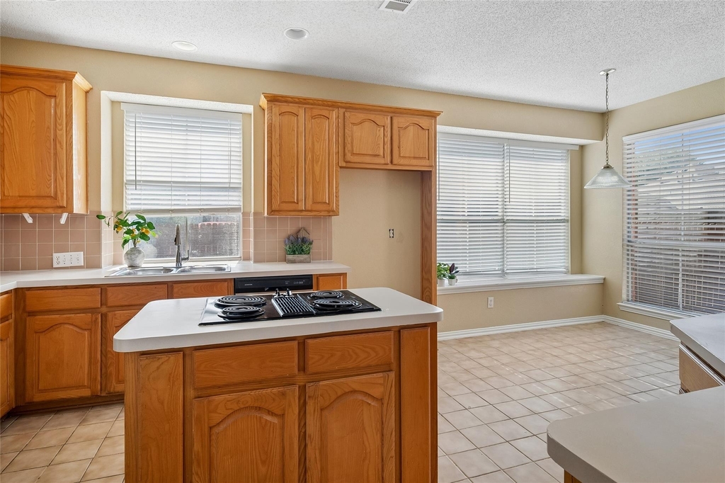 528 Blackfield Drive - Photo 16