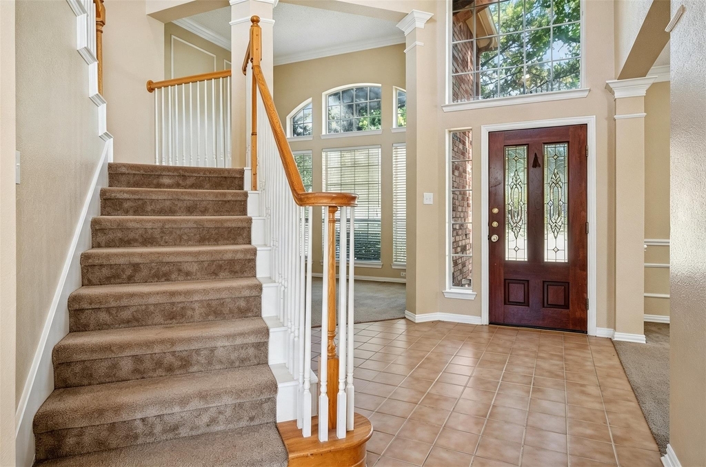 528 Blackfield Drive - Photo 1