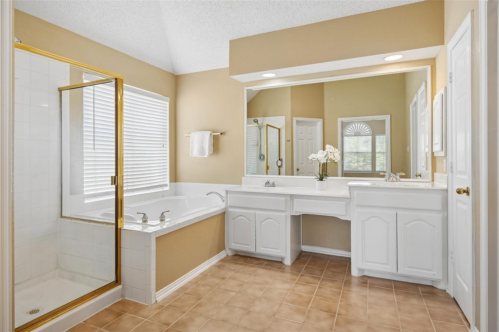 528 Blackfield Drive - Photo 24