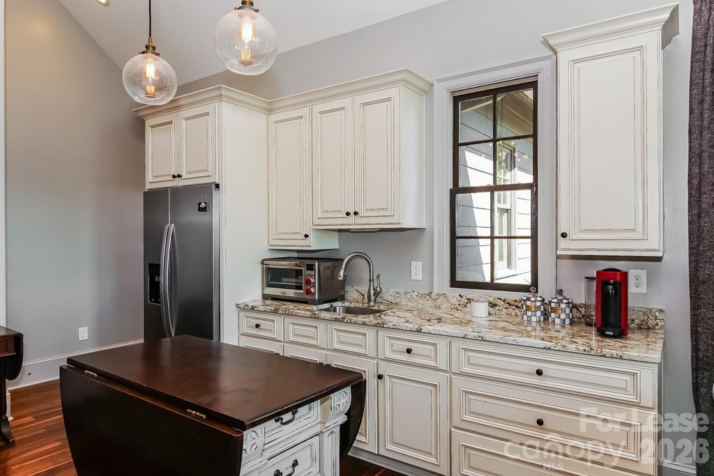 17120 Belle Isle Drive - Photo 6