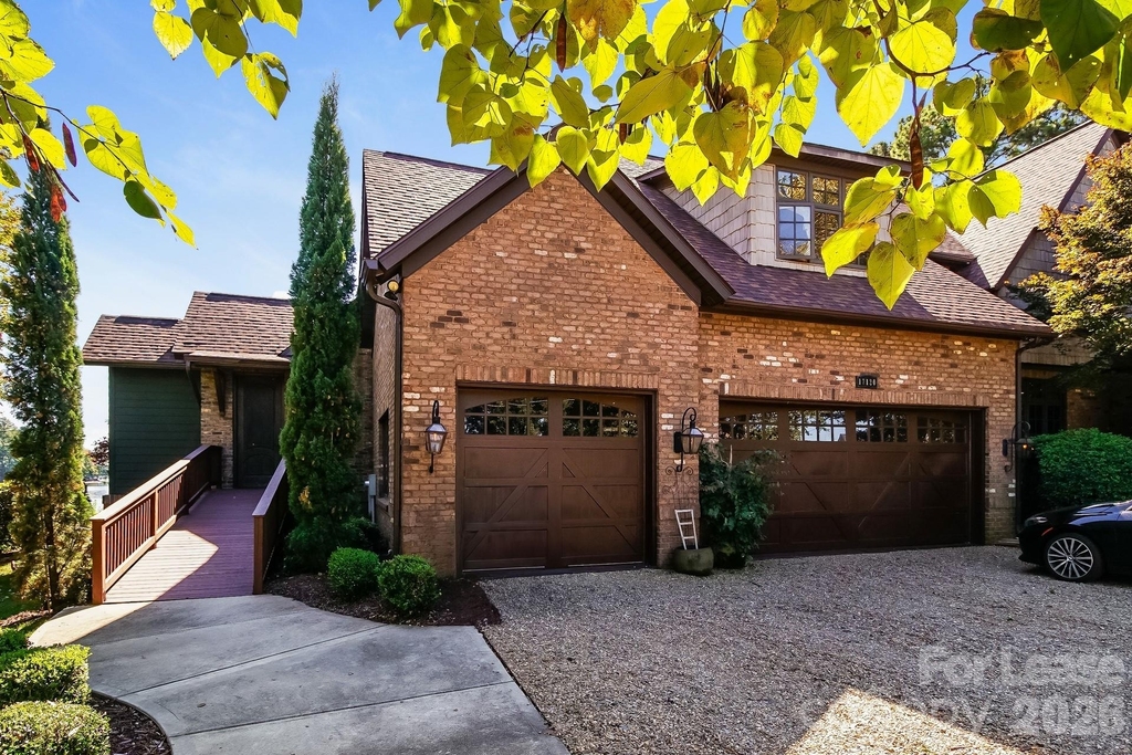 17120 Belle Isle Drive - Photo 1