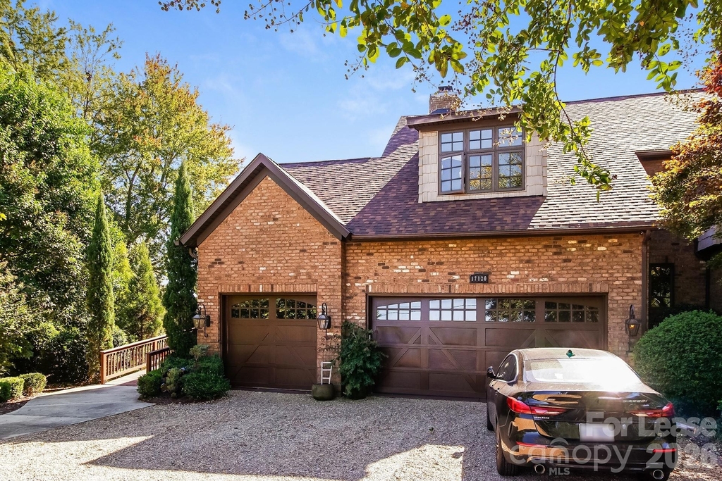 17120 Belle Isle Drive - Photo 0