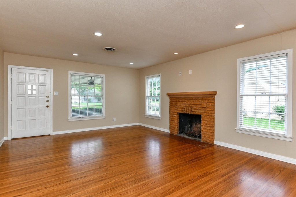 3516 Rashti Court - Photo 3