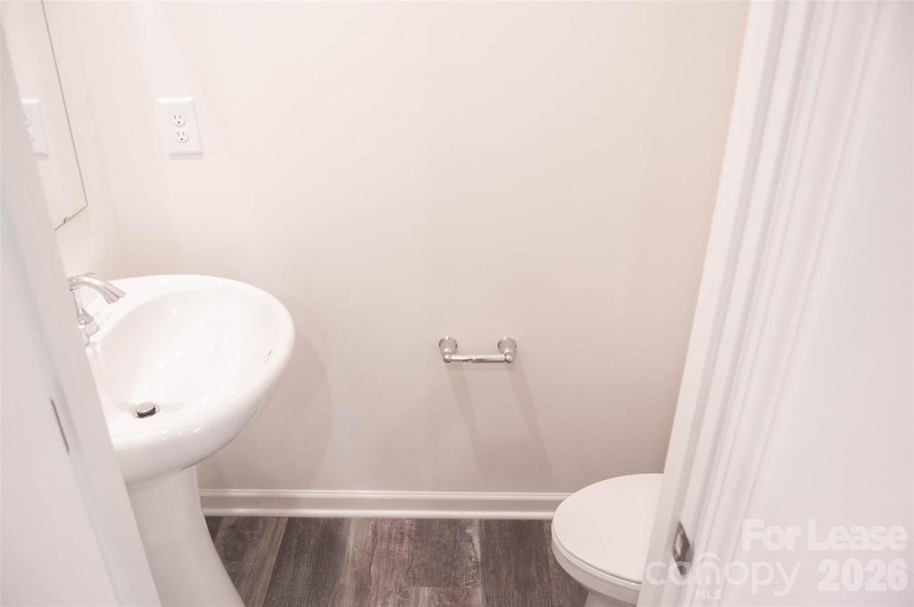 19507 Meridian Street - Photo 3