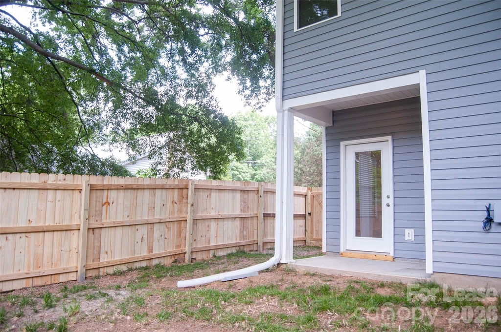 19507 Meridian Street - Photo 9
