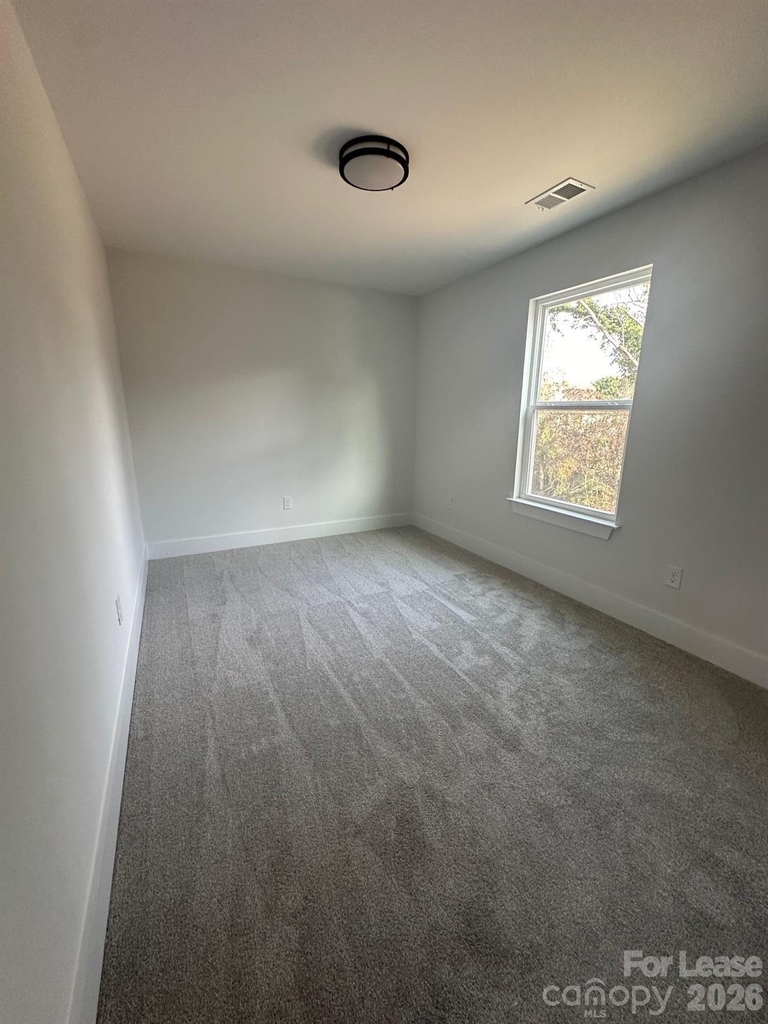 1226 4th Street Lane Ne - Photo 12