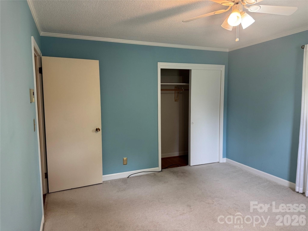 3427 N Nc 16 Business Highway - Photo 32