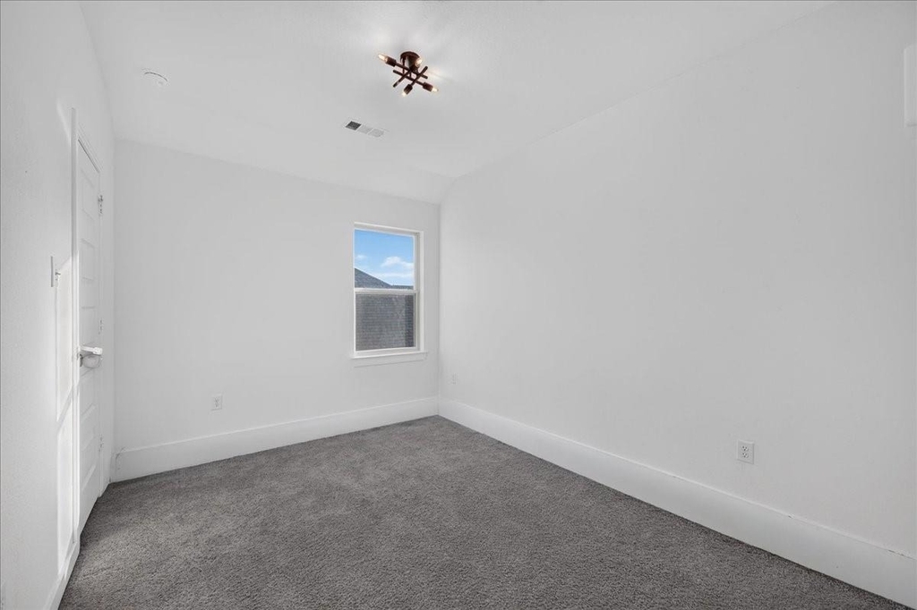 3915 Spencer Lane - Photo 26