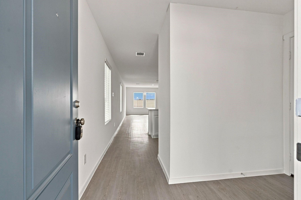 5319 Cinnamon Lane - Photo 3