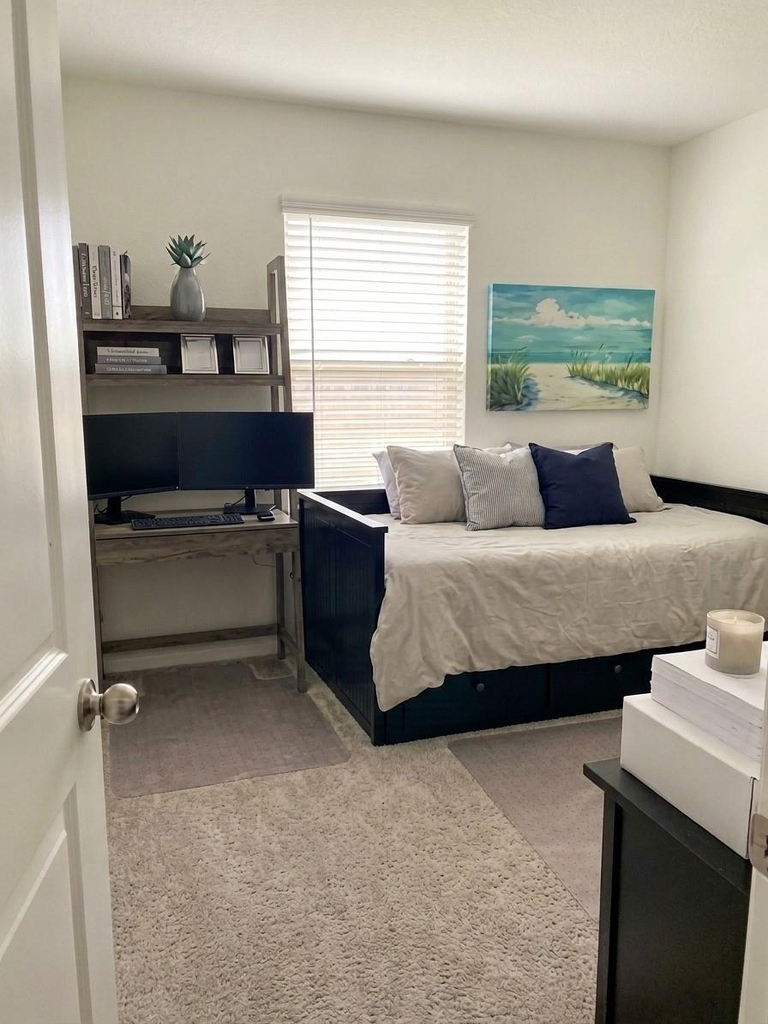 425 Dewberry Street - Photo 3