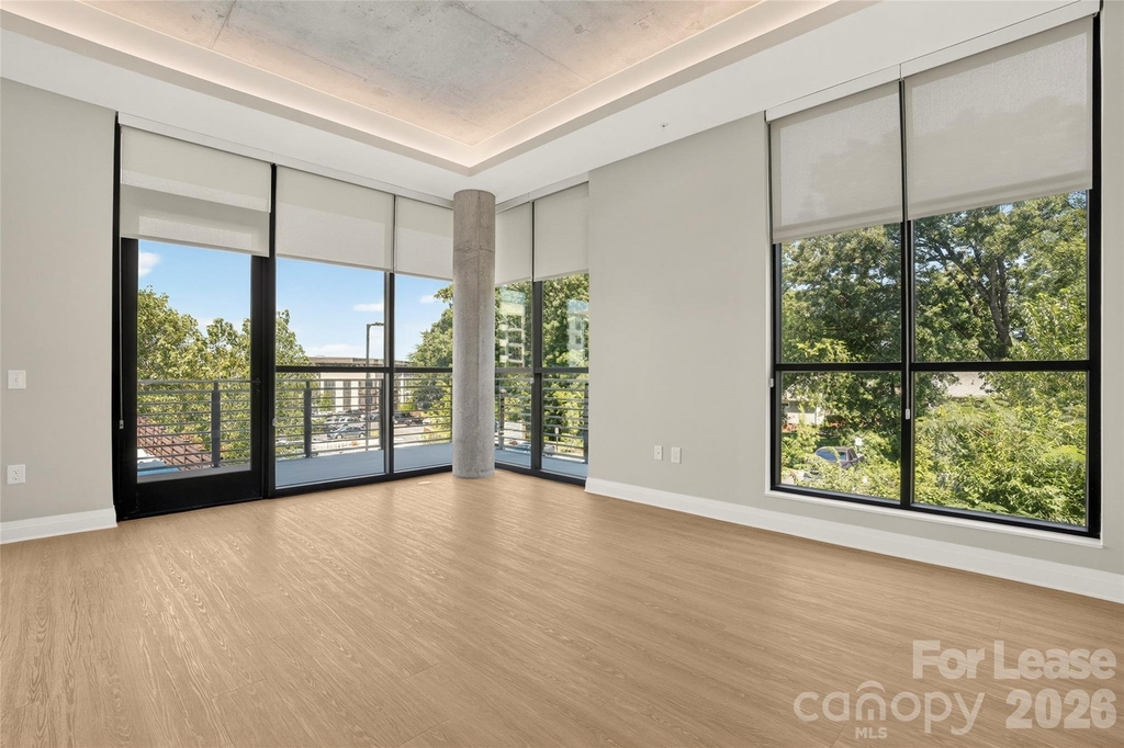 510 W Tremont Avenue - Photo 13