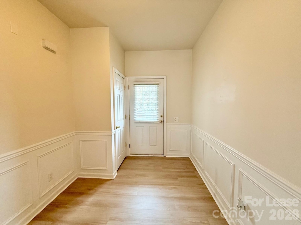 10212 Garmoyle Street - Photo 1