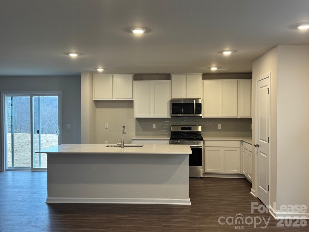 15201 Windy Plains Road - Photo 2