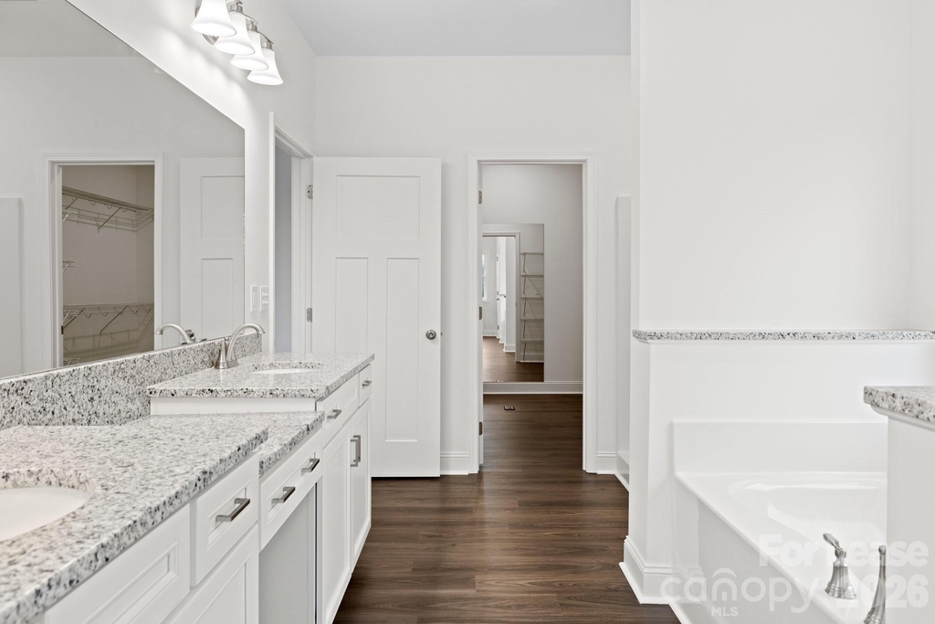 77 Horizon Way - Photo 10