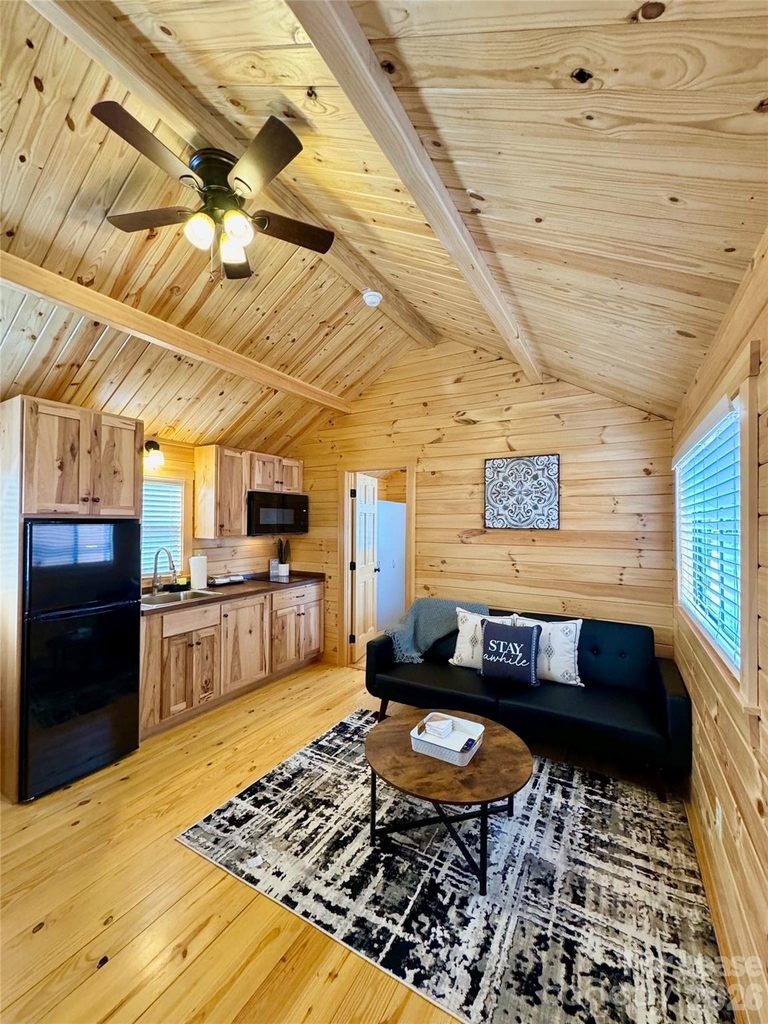 83 Coyote Drive - Photo 1