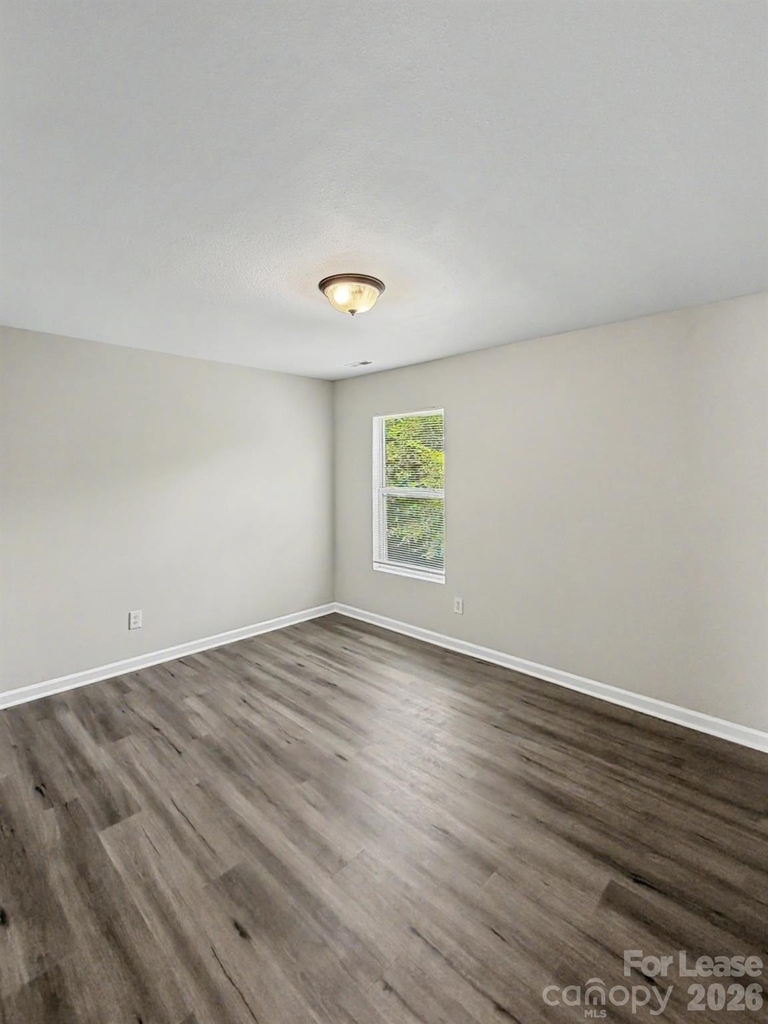 2717 Forest Grove Court - Photo 8