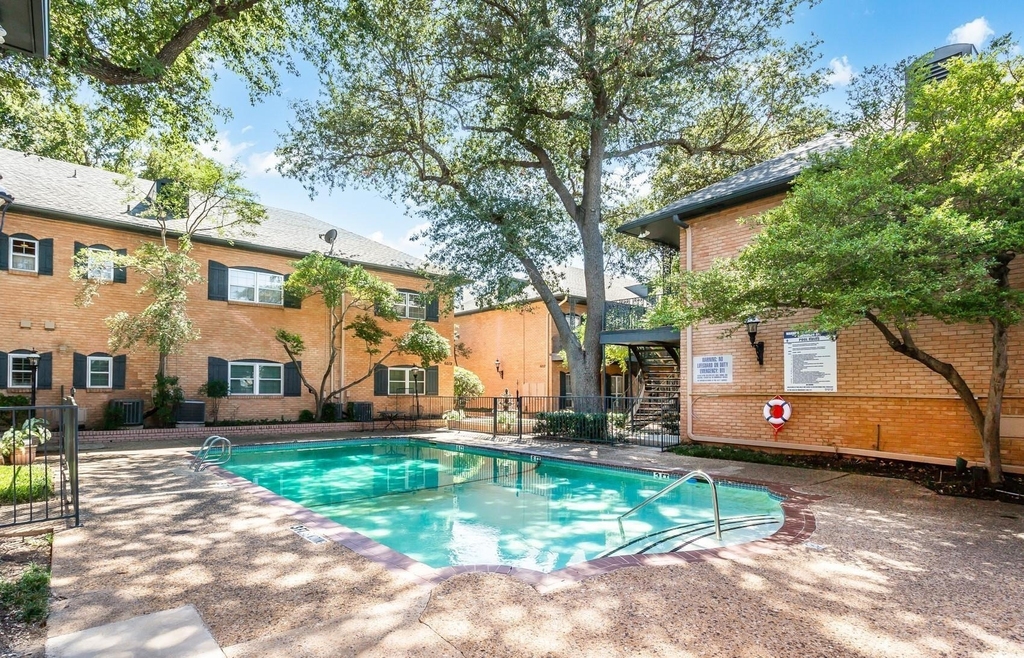 6015 E University Boulevard - Photo 11