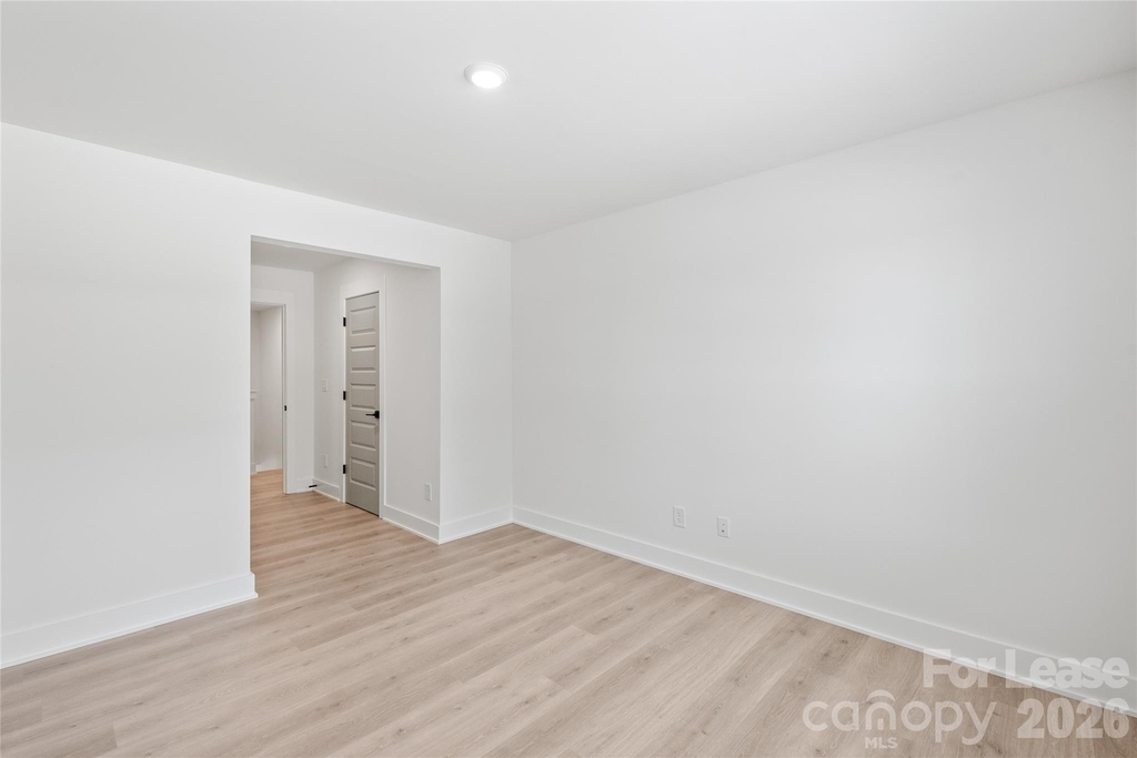 2007 Wilson Avenue - Photo 17