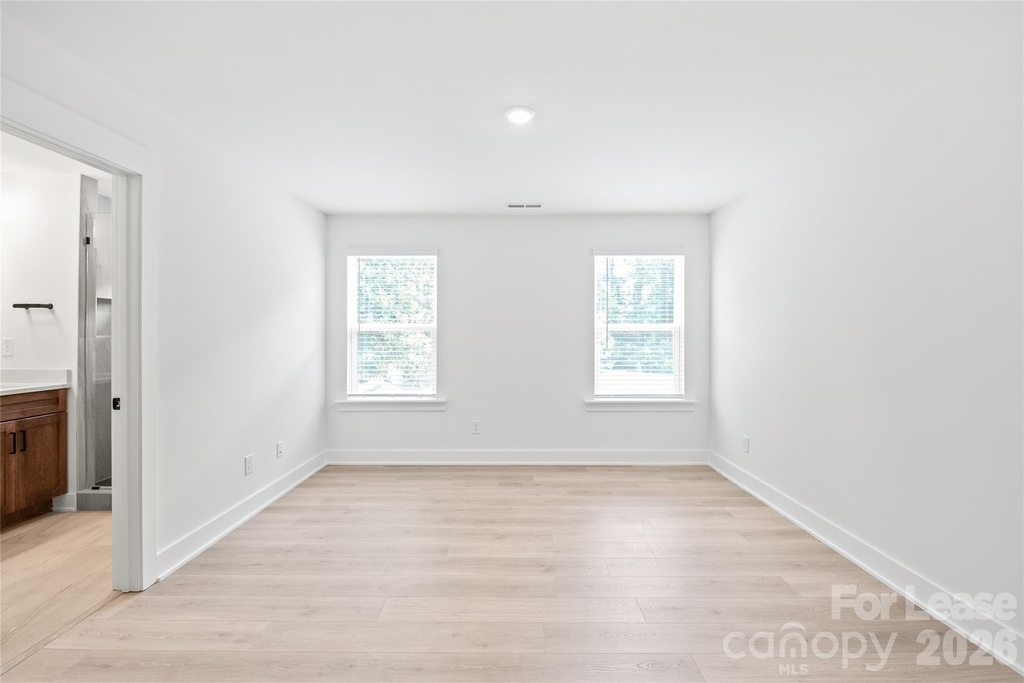 2007 Wilson Avenue - Photo 23