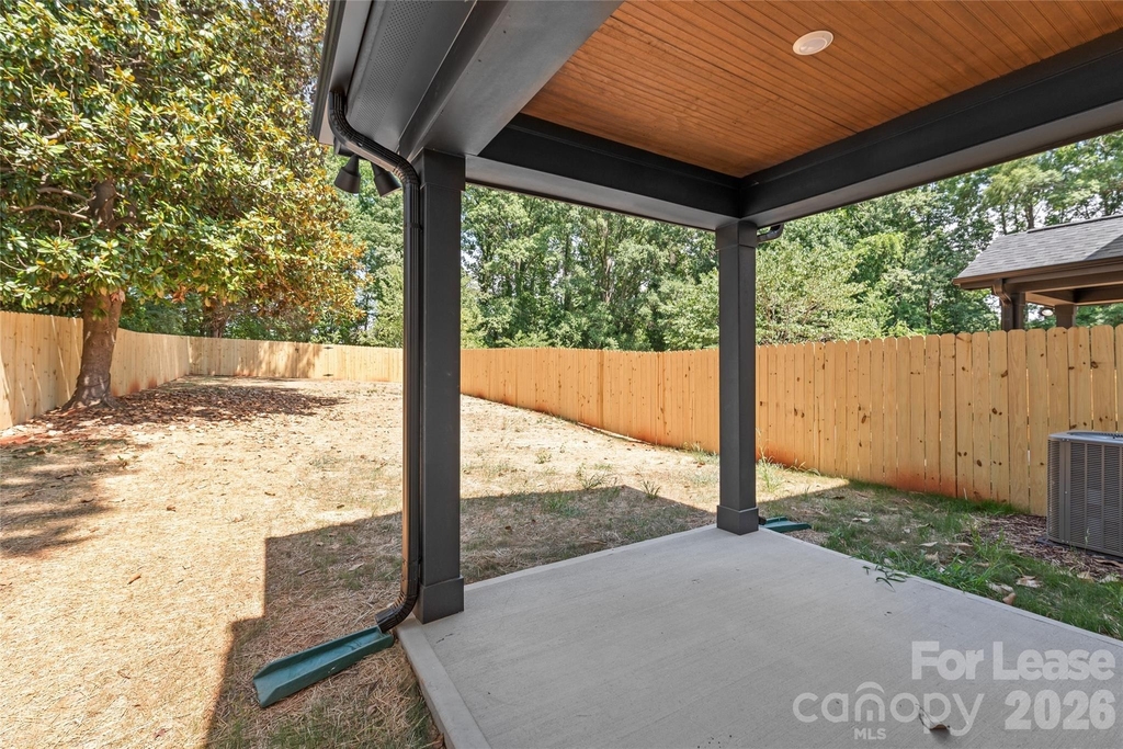 2007 Wilson Avenue - Photo 29