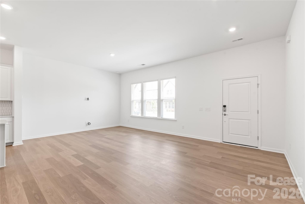 302 Silver Fleet Drive - Photo 6