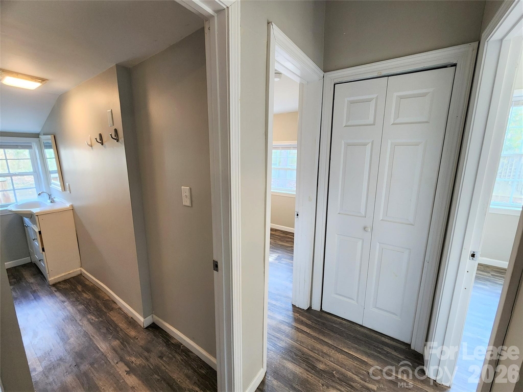 1423 Oakshade Avenue - Photo 11