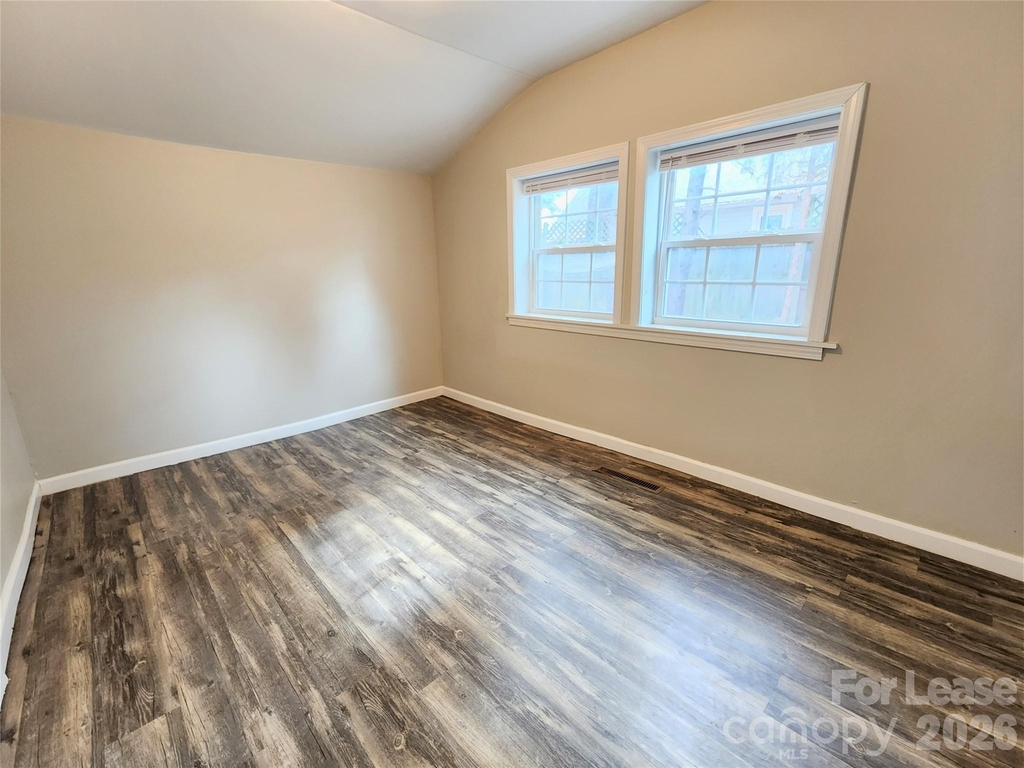 1423 Oakshade Avenue - Photo 9