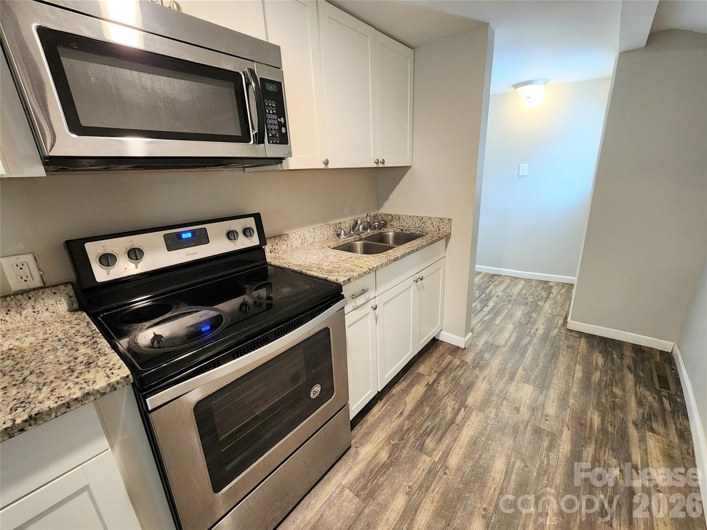 1423 Oakshade Avenue - Photo 4