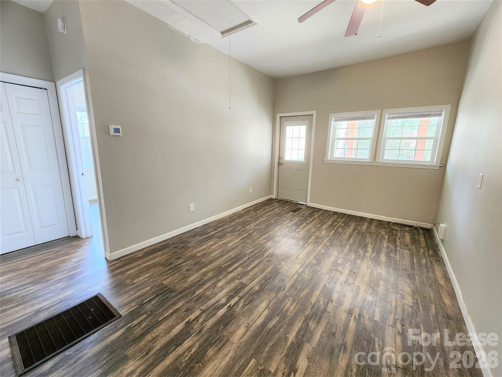 1423 Oakshade Avenue - Photo 6