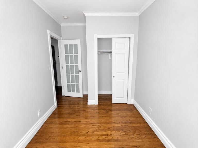 416 E 13TH ST - Photo 6