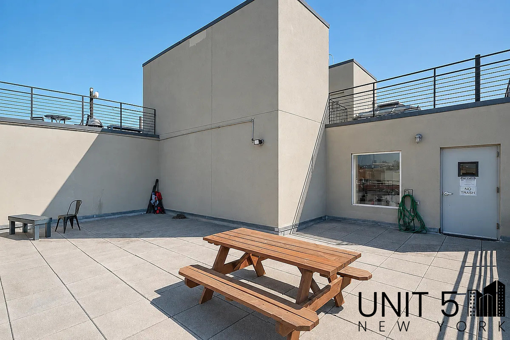 286 Stanhope Street - Photo 11